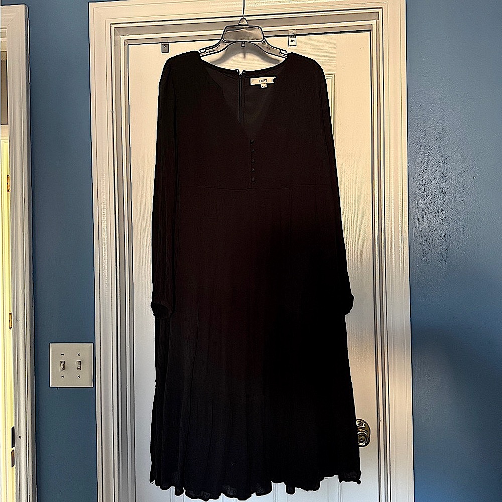 Loft Black Dress Tiered Long Sleeve Crinkle Gauze LINED! Size Medium NWOT
